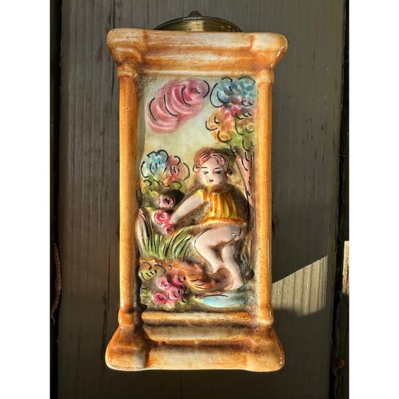Vintage CAPODIMONTE Painted Italian Ceramic 5" Salt Shaker & Pepper Mill Cherubs - Picture 7 of 16